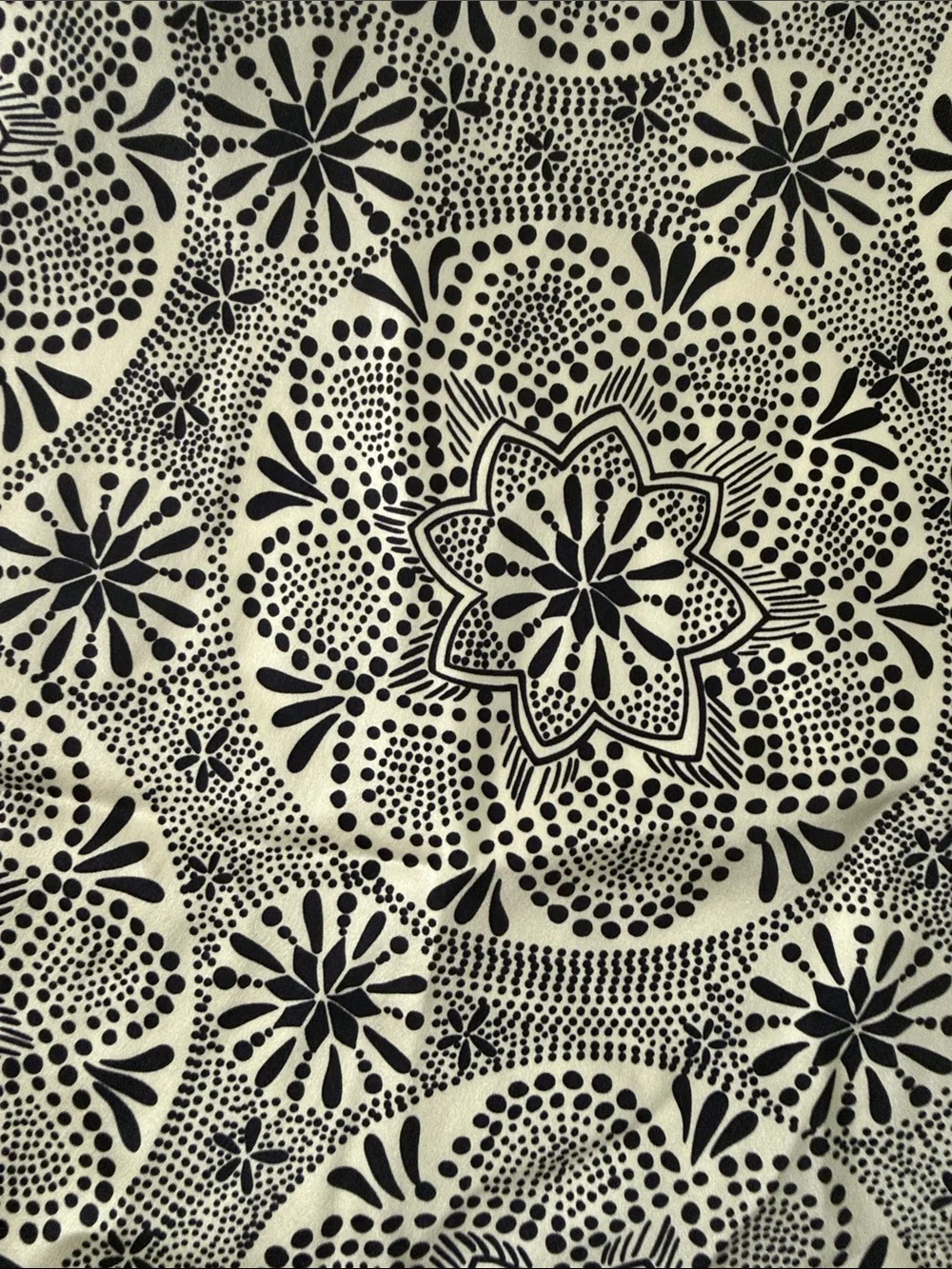 100% silk Women's navy & White Medallion A-Line Skirt - Picture 2 of 4